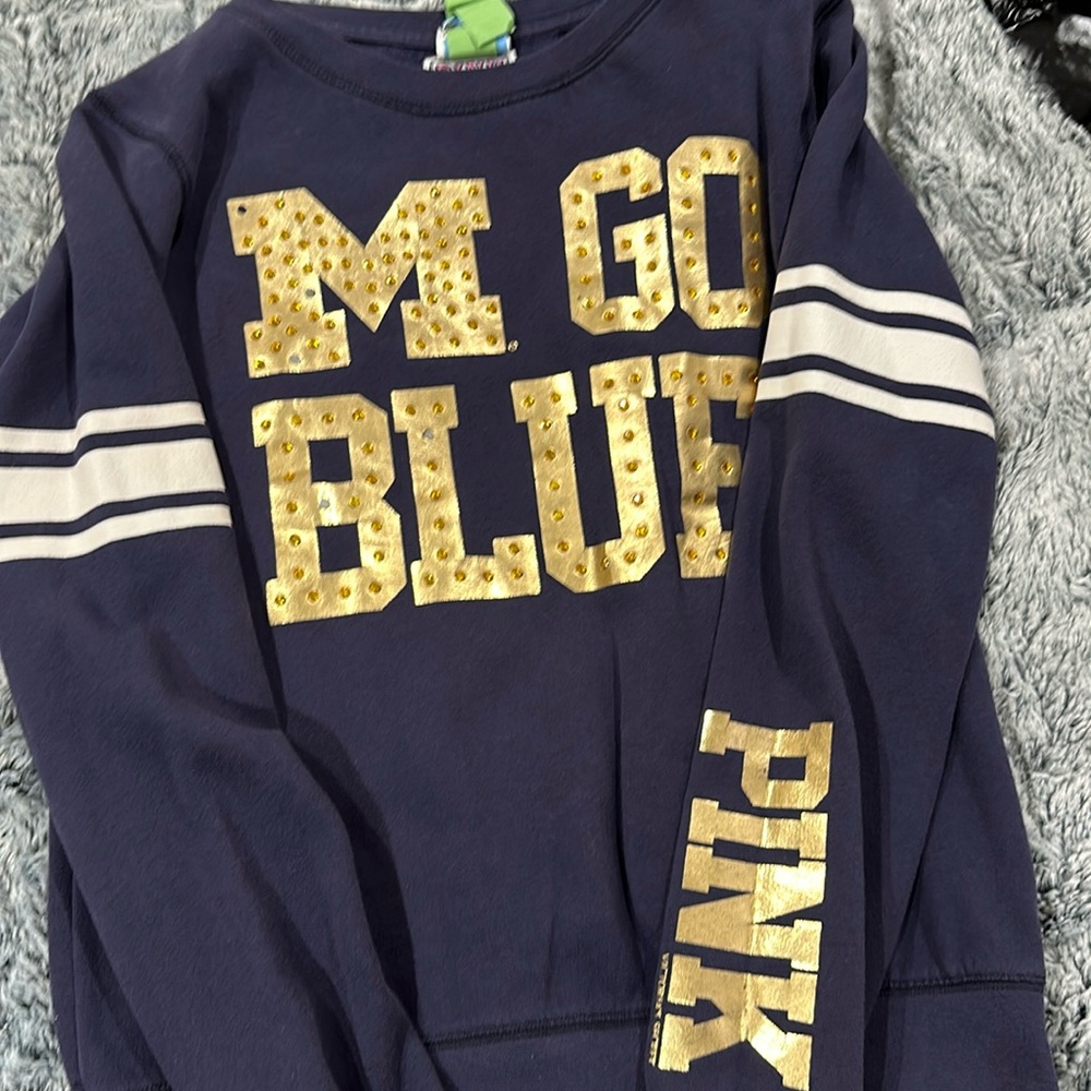 U of m (university of Michigan) sweater